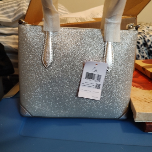 Purse - Picture 3 of 6